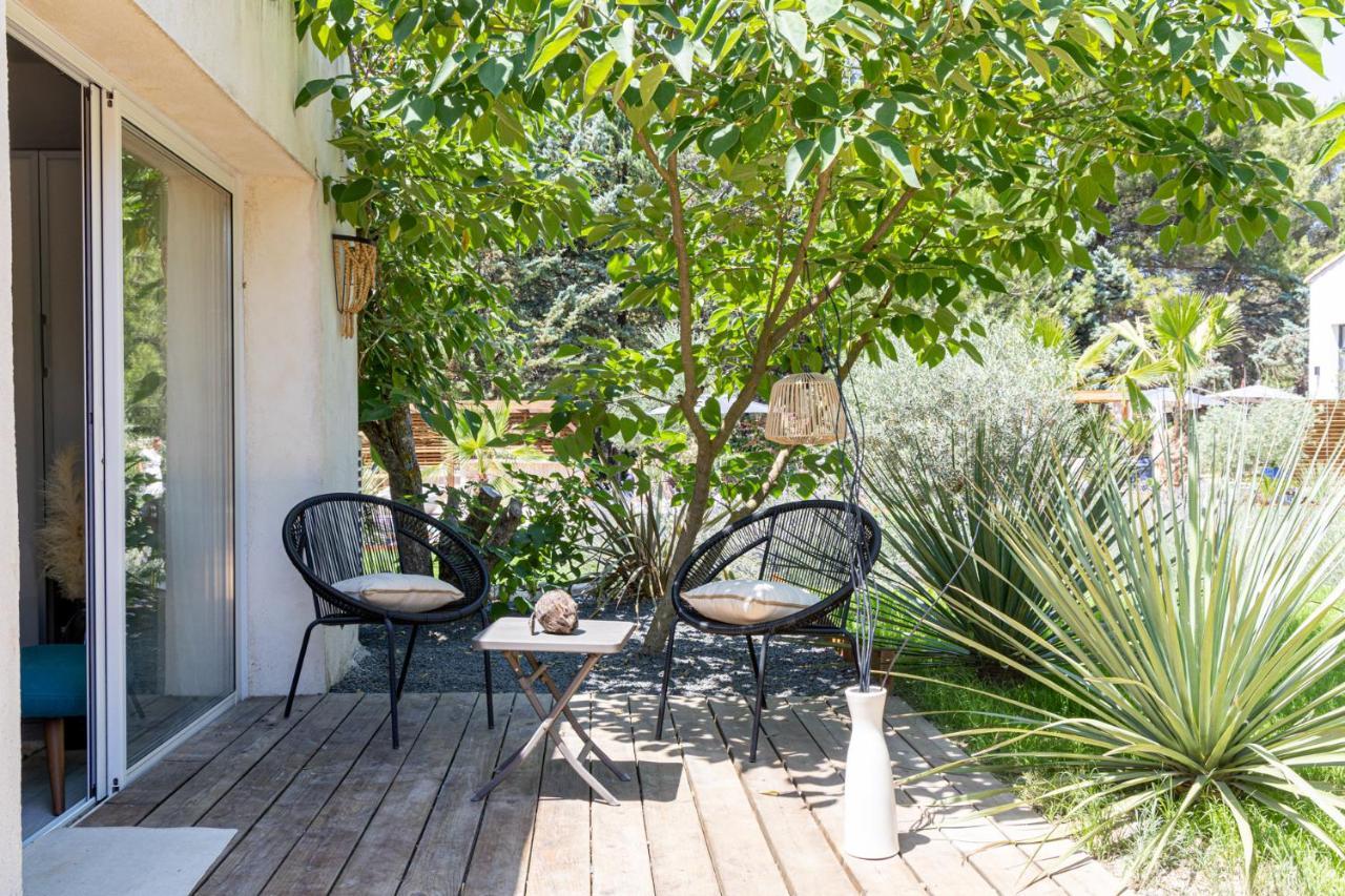 Les Lodges Taizen, Sejour Spa- Sans Enfants Saint-Cannat Extérieur photo